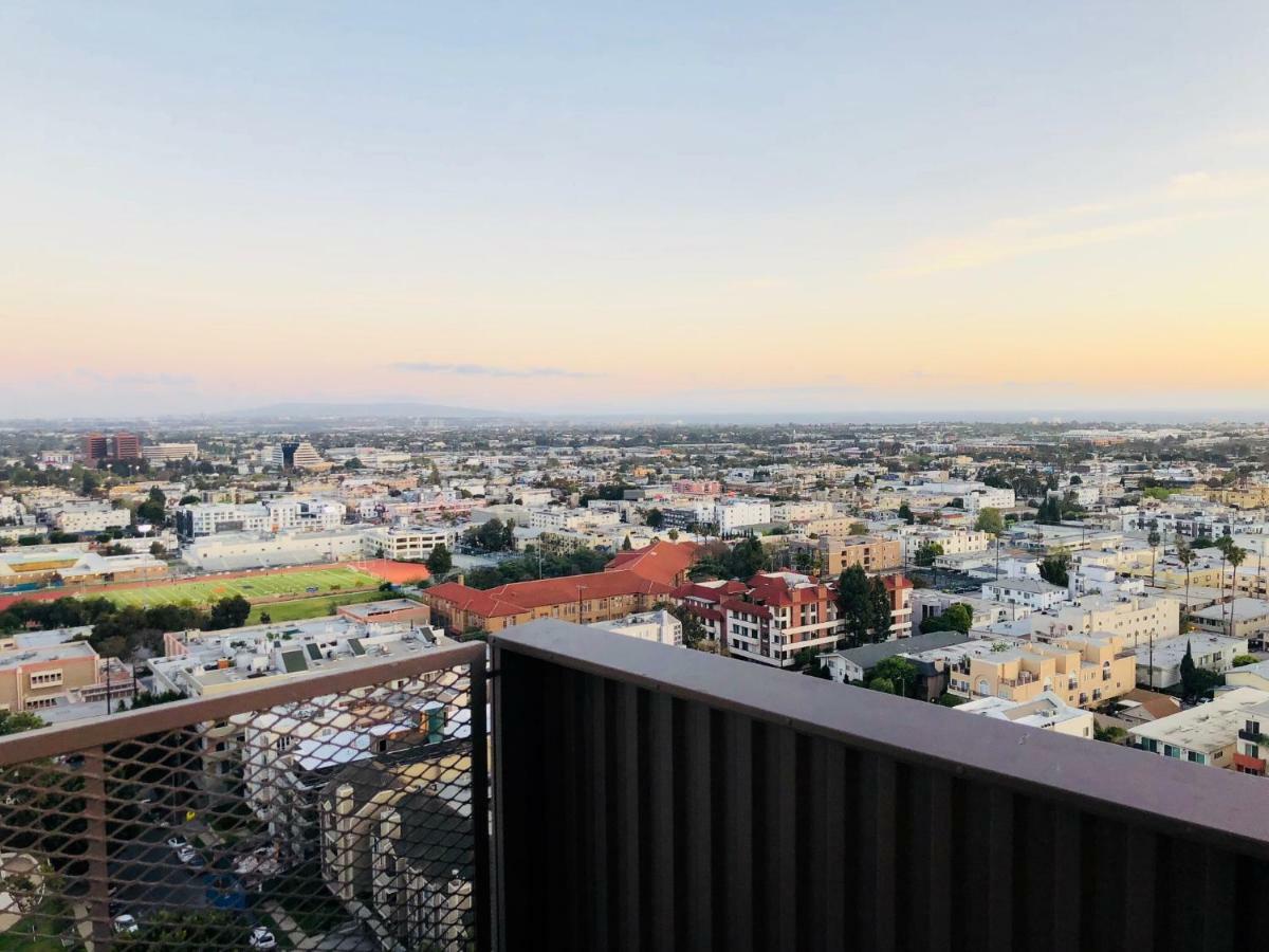 Hotel Barrington Plaza Los Angeles Exterior foto